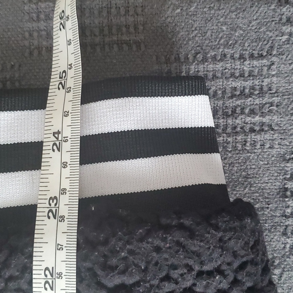 Jacket - Picture 13 of 15